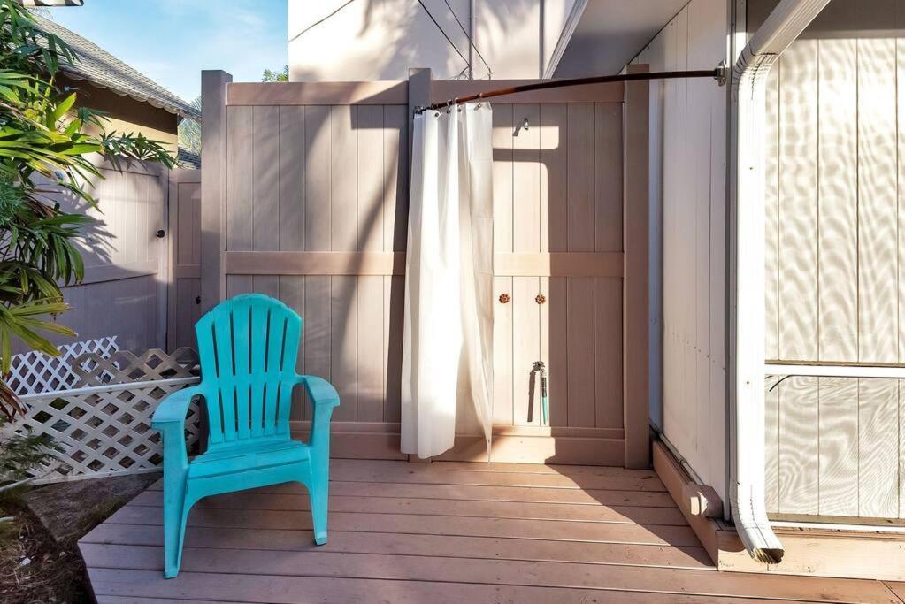 Charming Studio W Pool One Mile To Beach Pets Welcome Лейк-Ворт Екстер'єр фото